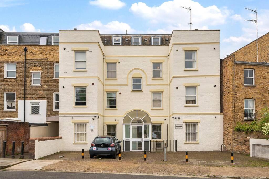 Cosy 2 Bed In Kensington Olympia Apartman London Kültér fotó